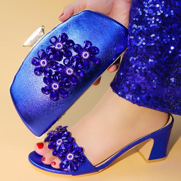 dress shoes fashionable royal blue women pumps with big crystal decoration african match handbag set v56896-1,heel 7.5cm, Black
dress shoes fashionable royal blue women pumps with big crystal decoration african match handbag set v56896-1,heel 7.5cm, Black