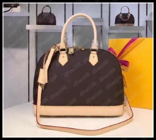 designers alma bb bag shell bag luxurys women patent leather flower embossed shoulder bags with lock crossbody handbags
designers alma bb bag shell bag luxurys women patent leather flower embossed shoulder bags with lock crossbody handbags