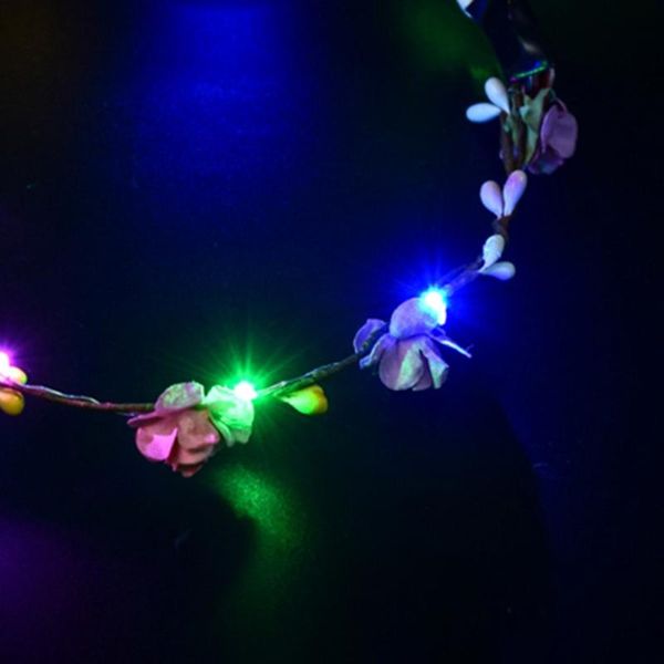 decorative flowers & wreaths glowing wreath led light headwear tourist attraction hair ornaments hairband decoration accessories
decorative flowers & wreaths glowing wreath led light headwear tourist attraction hair ornaments hairband decoration accessories