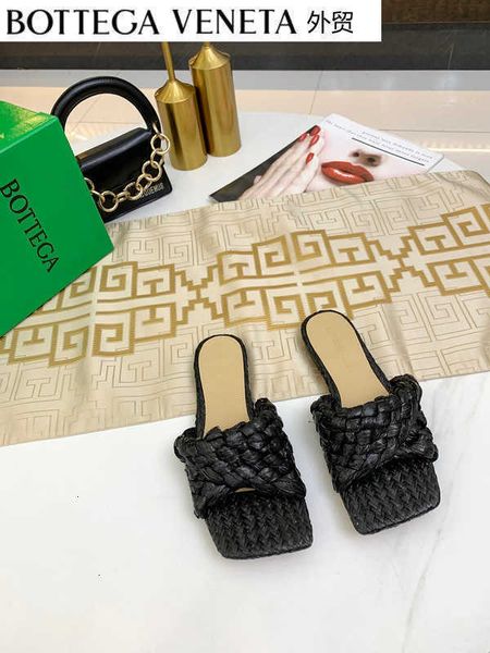 designer luxury women casual handmade walking tennis sandals slippers mules slides men thongs shoes mfue, Black;white
designer luxury women casual handmade walking tennis sandals slippers mules slides men thongs shoes mfue, Black;white