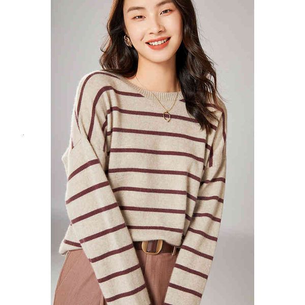 women's sweaters sheep sweater with round collar, loose stripes and autumn winter 748a, White;black
women's sweaters sheep sweater with round collar, loose stripes and autumn winter 748a, White;black