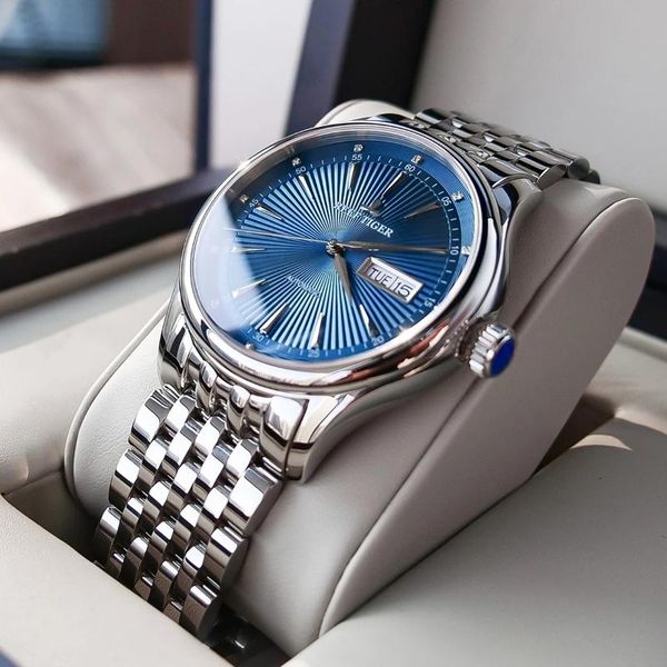 wristwatches 2021 reef tiger/rt mens watches luxury dress watch for men stainless steel bracelet blue dial automatic wrist rga8232, Slivery;brown
wristwatches 2021 reef tiger/rt mens watches luxury dress watch for men stainless steel bracelet blue dial automatic wrist rga8232, Slivery;brown