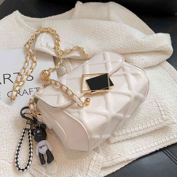luxury herme handbags and storage minority women's summer 2021 new fashion lingge versatile small golden ball chain mess
luxury herme handbags and storage minority women's summer 2021 new fashion lingge versatile small golden ball chain mess