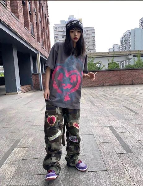 women's t-shirt couples 2021 summer short sleeve peach heart women printed tee hip hop oversized casual pure cotton streetwear, White
women's t-shirt couples 2021 summer short sleeve peach heart women printed tee hip hop oversized casual pure cotton streetwear, White