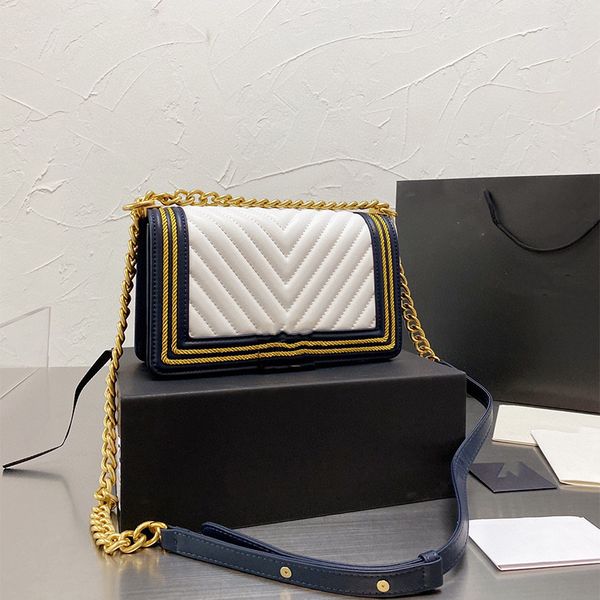 cowhide material fashion female bags designer handbags luxury big-name shoulder bag french style large capacity street party messenger bag w
cowhide material fashion female bags designer handbags luxury big-name shoulder bag french style large capacity street party messenger bag w