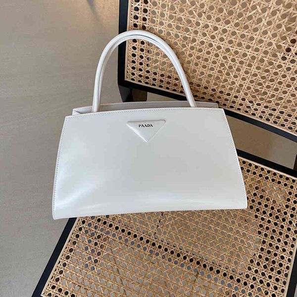 women luxurys designers bags 2021 crossbody bag handbag designer handbags zhouzhoubao123 purse wallet large capacity simple hourglass advanc
women luxurys designers bags 2021 crossbody bag handbag designer handbags zhouzhoubao123 purse wallet large capacity simple hourglass advanc