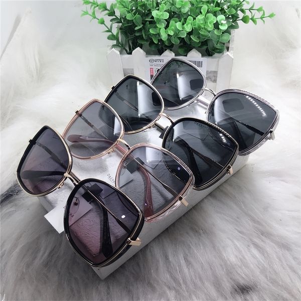 whxa mannzsunglasses -end outdoor and wo fashion trend po eyeglass larized at cycling asunglasses of mannzhigh-end men's and w, White;black
whxa mannzsunglasses -end outdoor and wo fashion trend po eyeglass larized at cycling asunglasses of mannzhigh-end men's and w, White;black