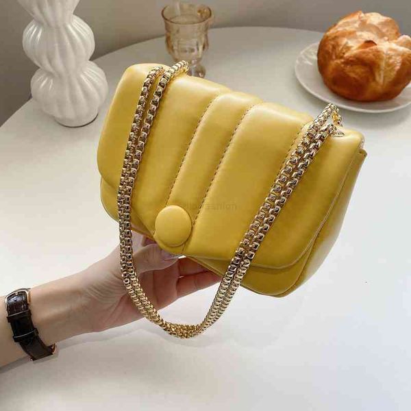 this year's popular net red embroidered thread small bag female 2021 korean fashion texture chain single shoulder messenger bag, Black;red