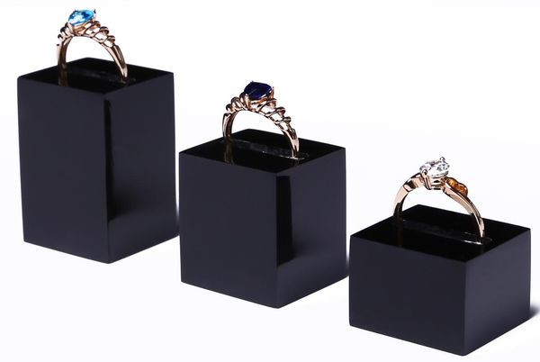 jewelry pouches, bags lot of 3 black or clear acrylic ring display holder stand, Pink;blue
jewelry pouches, bags lot of 3 black or clear acrylic ring display holder stand, Pink;blue