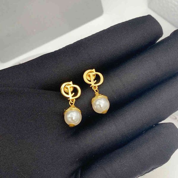 designer jewelry 925 silver needle tassel fashion simple female family new letter earring net red star
designer jewelry 925 silver needle tassel fashion simple female family new letter earring net red star