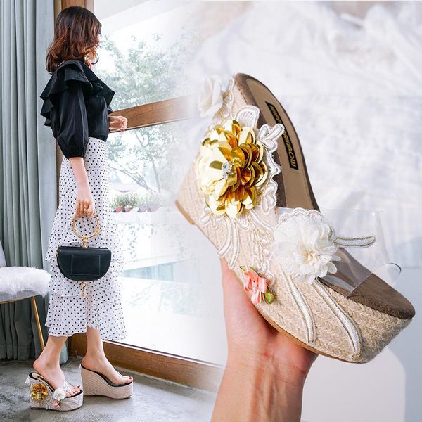 low shoes on a wedge slippers heels slipers women slides flower shale female beach high 2021 summer sabot fabric rome basic scan, Black
low shoes on a wedge slippers heels slipers women slides flower shale female beach high 2021 summer sabot fabric rome basic scan, Black