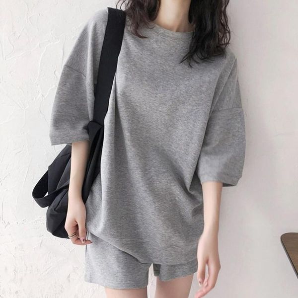 women's tracksuits 2021 casual oversize cotton tracksuit women t-shirt +shorts 2 pieces set female chic loose + shorts suits, Gray
women's tracksuits 2021 casual oversize cotton tracksuit women t-shirt +shorts 2 pieces set female chic loose + shorts suits, Gray