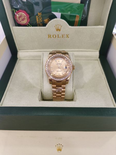 with original box luxury fashion watches 8k yellow gold diamond dial & bezel 18038 automatic mens men's watch 20288, Slivery;brown
with original box luxury fashion watches 8k yellow gold diamond dial & bezel 18038 automatic mens men's watch 20288, Slivery;brown