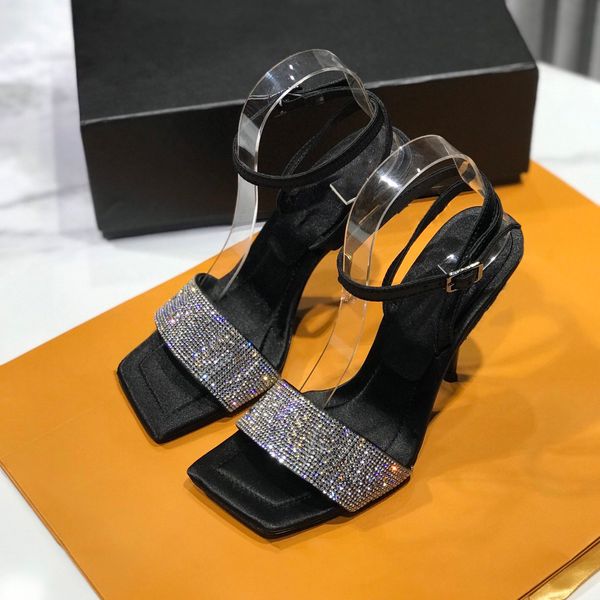 luxury sandals women .5cm rhinestone upper designer heels genuine leather dress shoes womens slippers size 35-40 xx-0380, Black
luxury sandals women .5cm rhinestone upper designer heels genuine leather dress shoes womens slippers size 35-40 xx-0380, Black