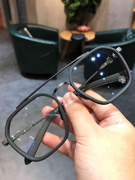 design sunglasses men and women retro korean version double beam big face anti-blue light style eyeglass frame, White;black
design sunglasses men and women retro korean version double beam big face anti-blue light style eyeglass frame, White;black