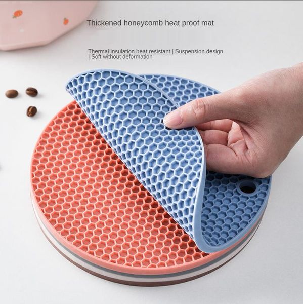 mats & pads rubber heat-insulating, non-slip, high-temperature resistant mat, anti-scald table kitchen round tray mat
mats & pads rubber heat-insulating, non-slip, high-temperature resistant mat, anti-scald table kitchen round tray mat
