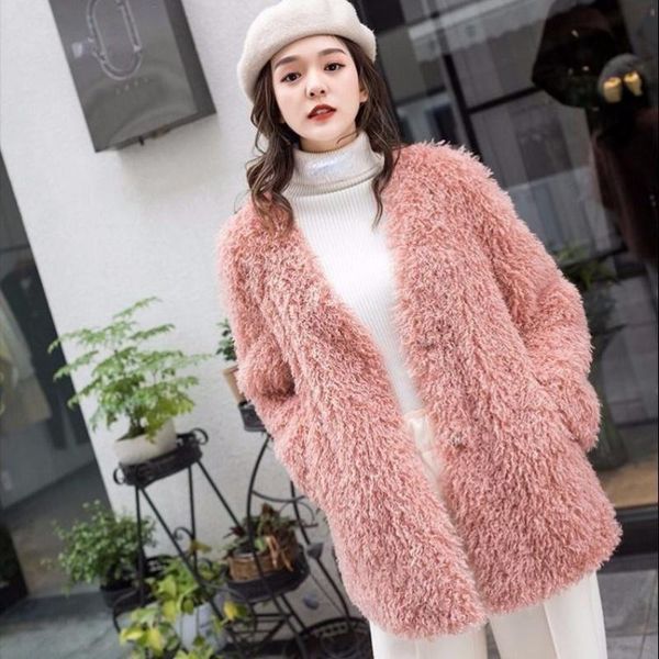 women's fur & faux 2021 winter women warm thick beige lamb coat , woman ladies sweet fashion coats, Black
women's fur & faux 2021 winter women warm thick beige lamb coat , woman ladies sweet fashion coats, Black