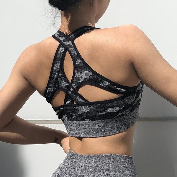 gym clothing women camo yoga bra quakeproof sport running sports quick dry fitness underwear padded seamless, White;black
gym clothing women camo yoga bra quakeproof sport running sports quick dry fitness underwear padded seamless, White;black