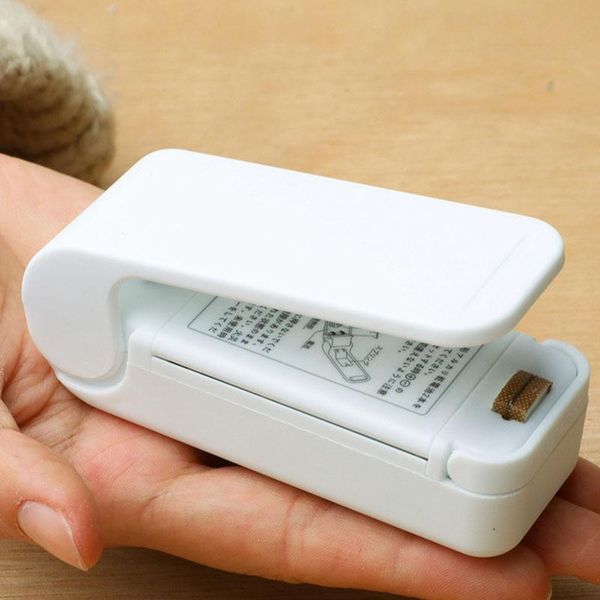 bag clips 1pcs kitchen accessories tools mini portable clip heat sealing machine home snack utensils gadget
bag clips 1pcs kitchen accessories tools mini portable clip heat sealing machine home snack utensils gadget