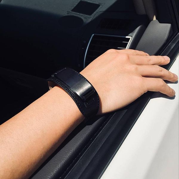 cuff genuine leather bracelet for men woman stainless steel bangle adjustable customized, White
cuff genuine leather bracelet for men woman stainless steel bangle adjustable customized, White