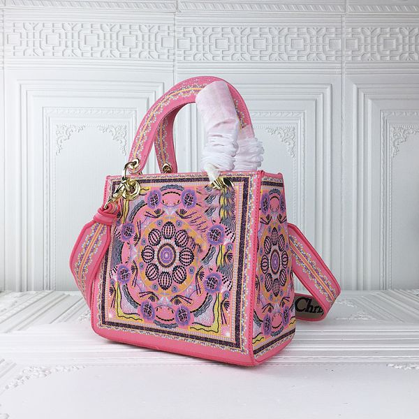 large capacity package tote bags travel fashion graphic printing women crossbody bag flip handbag messenger bags purse 2021
large capacity package tote bags travel fashion graphic printing women crossbody bag flip handbag messenger bags purse 2021