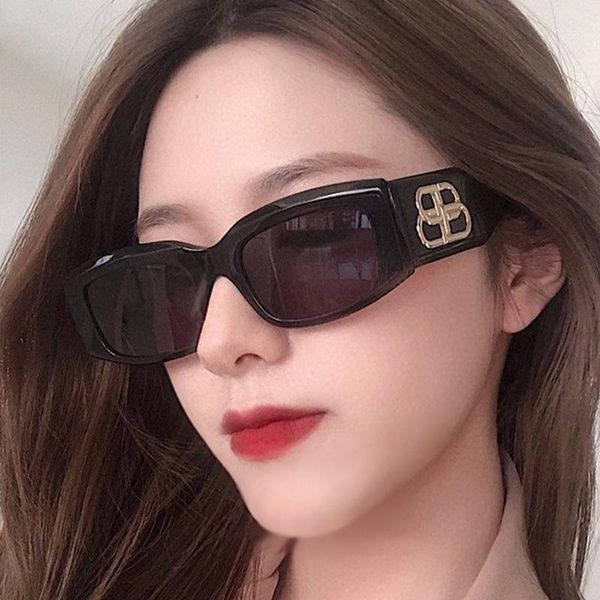 sunglasses fashion square letter women designer luxury men rectangle sun glasses classic vintage goggles shades uv400, White;black
sunglasses fashion square letter women designer luxury men rectangle sun glasses classic vintage goggles shades uv400, White;black