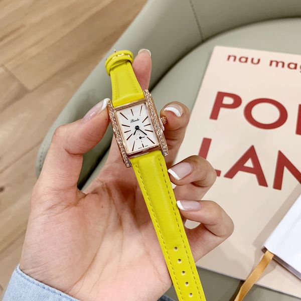luxury diamond inlaid womens watch square fashion belt classic retro personality waterproof quartz delivery, Slivery;brown
luxury diamond inlaid womens watch square fashion belt classic retro personality waterproof quartz delivery, Slivery;brown