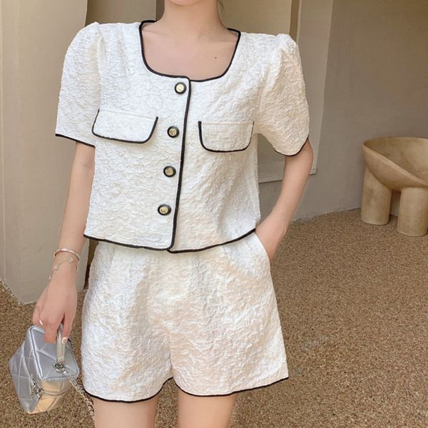 women's jumpsuits & rompers small fragrance fashion pants suits temperament bubble sleeve crop shirt blouse + wide leg shorts, Black;white 
women's jumpsuits & rompers small fragrance fashion pants suits temperament bubble sleeve crop shirt blouse + wide leg shorts, Black;white