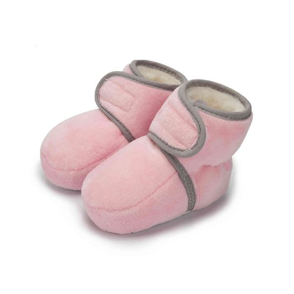 walkers sneakers warm baby shoes in autumn and winter thickened plush soft soled middle tube walking
walkers sneakers warm baby shoes in autumn and winter thickened plush soft soled middle tube walking