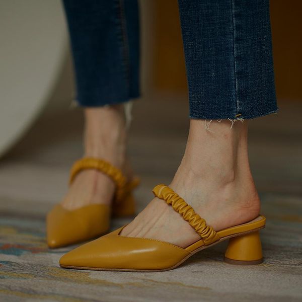 genuine leather mature women shoes spring summer ladies slippes wedding casual rouned high heel slingbacks woman slippers, Black
genuine leather mature women shoes spring summer ladies slippes wedding casual rouned high heel slingbacks woman slippers, Black