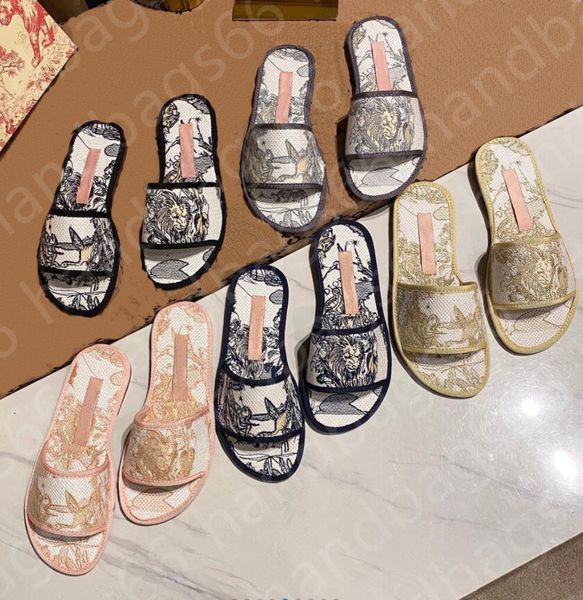 2021 spring and autumn new men and women slippers embroidered vamp pentagram molding outsole, Black
2021 spring and autumn new men and women slippers embroidered vamp pentagram molding outsole, Black