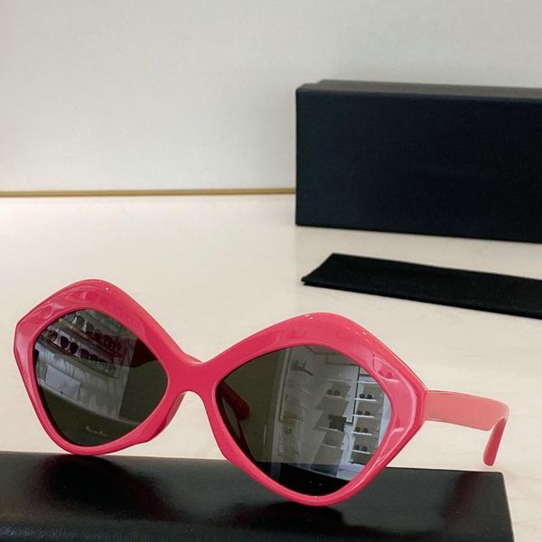 sunglasses luxury vintage square women brand big frame sun glasses fashion gradient female shades, White;black
sunglasses luxury vintage square women brand big frame sun glasses fashion gradient female shades, White;black