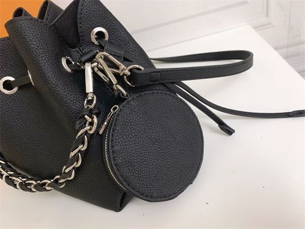 dio 2021 wholesale 3 colors fashion double zipper designer men womens leather wallet lady ladies long purse 19-22-14cm, Red;black
dio 2021 wholesale 3 colors fashion double zipper designer men womens leather wallet lady ladies long purse 19-22-14cm, Red;black