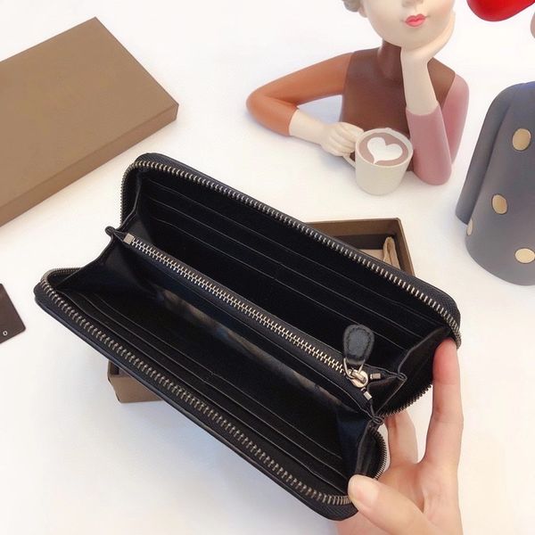 2021 new men clutch bag high-end imported suede material classic woven style stylish temperament versatile men's must-have size 19-10 s, Red;black
2021 new men clutch bag high-end imported suede material classic woven style stylish temperament versatile men's must-have size 19-10 s, Red;black