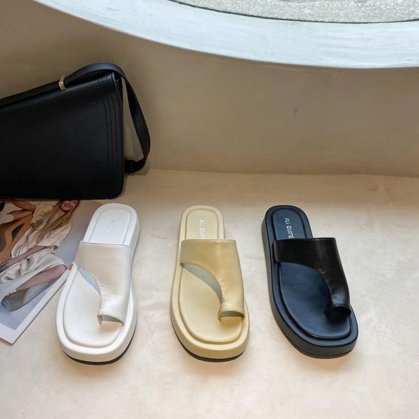slippers low female shoes ladies' rubber flip flops luxury slides 2021 hawaiian flat soft summer designer casual pu fashion hoof, Black
slippers low female shoes ladies' rubber flip flops luxury slides 2021 hawaiian flat soft summer designer casual pu fashion hoof, Black