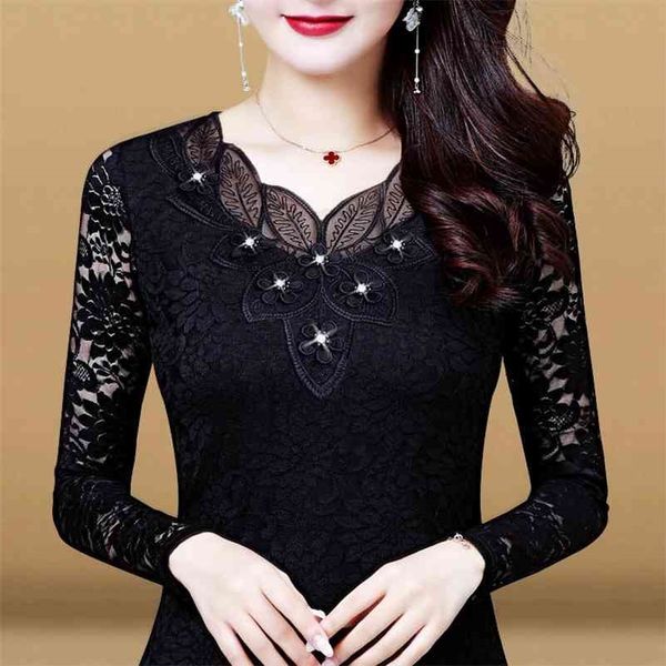 women spring autumn style lace blouses shirts lady casual long sleeve embroidery flower o-neck lace blusas dd8154 210323, White
women spring autumn style lace blouses shirts lady casual long sleeve embroidery flower o-neck lace blusas dd8154 210323, White