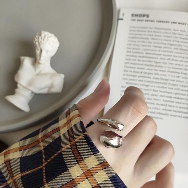 cluster rings 925 sterling silver irregular glossy elegant personality open for women wedding anniversary party fine jewelry, Golden;silver
cluster rings 925 sterling silver irregular glossy elegant personality open for women wedding anniversary party fine jewelry, Golden;silver