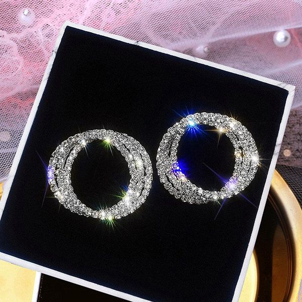 creative 3 circle round earring shine cz stone full paved luxury silver color stud earrings for women party trendy jewelry gift, Golden;silver
creative 3 circle round earring shine cz stone full paved luxury silver color stud earrings for women party trendy jewelry gift, Golden;silver
