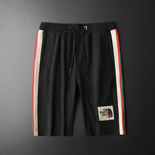 fashionable shorts men's straight fitting casual beach capris urban trend 2021 summer, White;black
fashionable shorts men's straight fitting casual beach capris urban trend 2021 summer, White;black