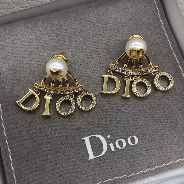 70% off luxury jewelry dijia 2021 new fashion personality inlaid letter pearl earrings high version brass material, Golden
70% off luxury jewelry dijia 2021 new fashion personality inlaid letter pearl earrings high version brass material, Golden