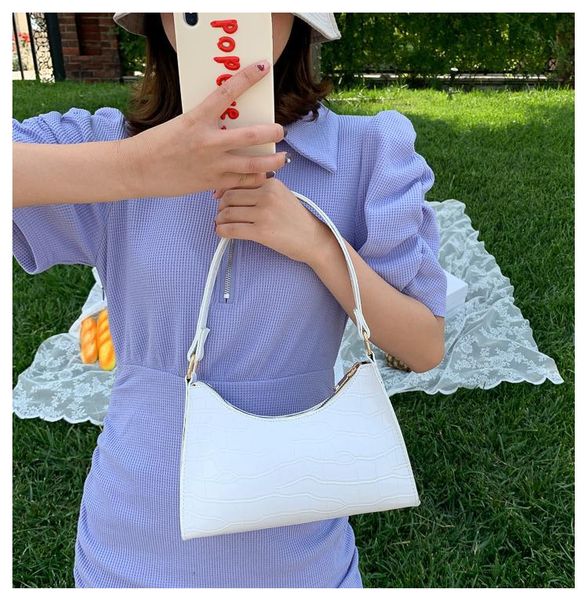 crocodile pattern women hobos armpit bag fashion pu leather ladies mini handbags casual female small purse bolsa shoulder bags
crocodile pattern women hobos armpit bag fashion pu leather ladies mini handbags casual female small purse bolsa shoulder bags