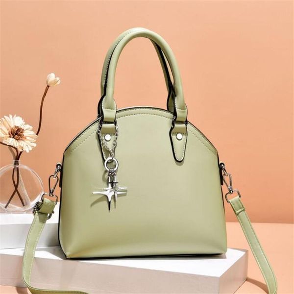 evening bags high-quality women's 2021 fashion western style simple shell handbags large capacity one-shoulder diagonal
evening bags high-quality women's 2021 fashion western style simple shell handbags large capacity one-shoulder diagonal