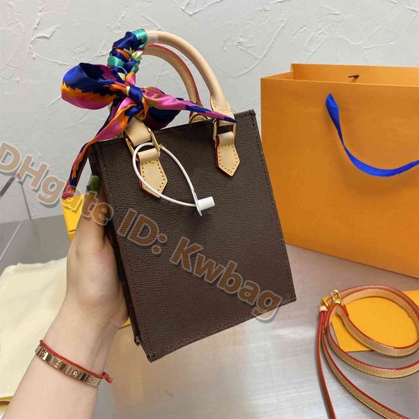 handbag women luxurys designers bags 2021 purses zhouzhoubao123 wallet purse crossbody bag totes classic versati
handbag women luxurys designers bags 2021 purses zhouzhoubao123 wallet purse crossbody bag totes classic versati