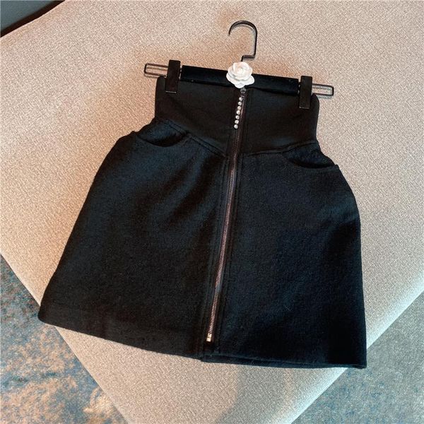 skirts 2021 all-match design sense elastic waist zipper woolen skirt women 1105, Black
skirts 2021 all-match design sense elastic waist zipper woolen skirt women 1105, Black