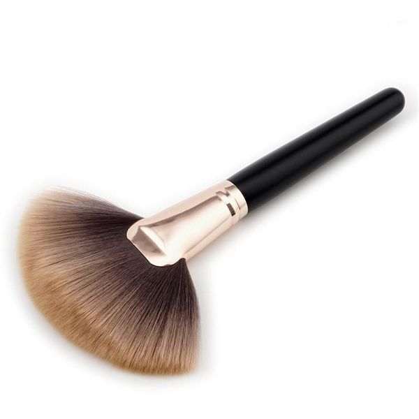 wholesale 6pcs soft makeup large fan brush 19cm loose powder foundation beauty make up tool big cosmetics brushes1
wholesale 6pcs soft makeup large fan brush 19cm loose powder foundation beauty make up tool big cosmetics brushes1