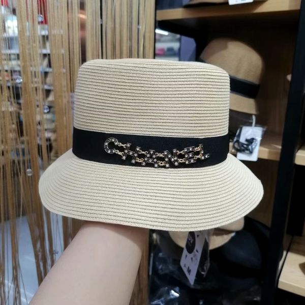 handmade diamond fisherman's straw hat, Black;white
handmade diamond fisherman's straw hat, Black;white