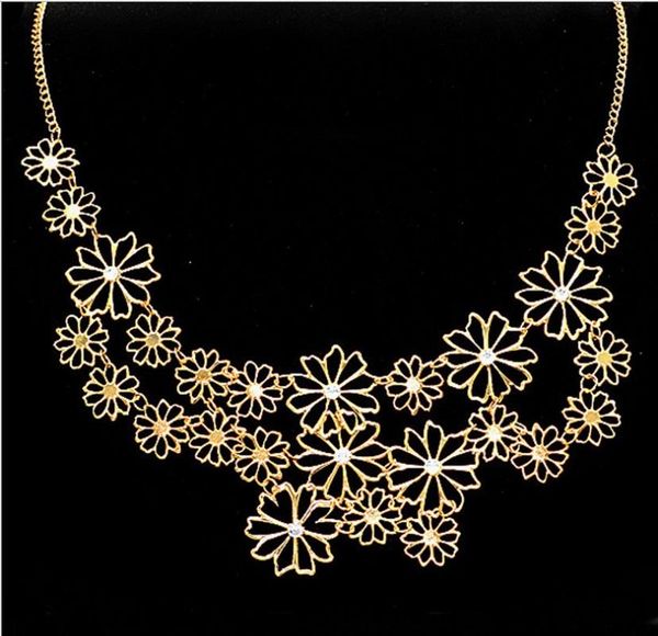 chokers bohemia charm camellia necklaces women chain small flower clavicle bib choker pendant statement necklace jewelry, Golden;silver
chokers bohemia charm camellia necklaces women chain small flower clavicle bib choker pendant statement necklace jewelry, Golden;silver