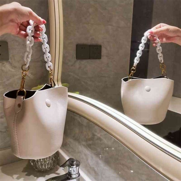 women luxurys designers bags 2021 spring mini bucket thick chain one cross over fashion high-qual designer handbag handbags totes crossbody
women luxurys designers bags 2021 spring mini bucket thick chain one cross over fashion high-qual designer handbag handbags totes crossbody