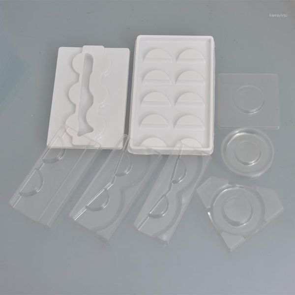 wholesale 100/pack 25mm mink lash trays plastic clear eyelash tray holder for square packaging box case round1
wholesale 100/pack 25mm mink lash trays plastic clear eyelash tray holder for square packaging box case round1