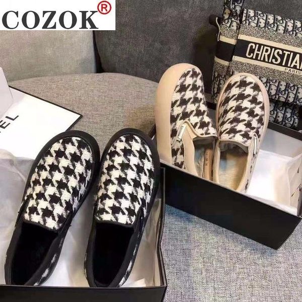 boots 2021 women snow suede ankle winter keep warm thick soles and comfortable flat wool shoes casual, Black
boots 2021 women snow suede ankle winter keep warm thick soles and comfortable flat wool shoes casual, Black